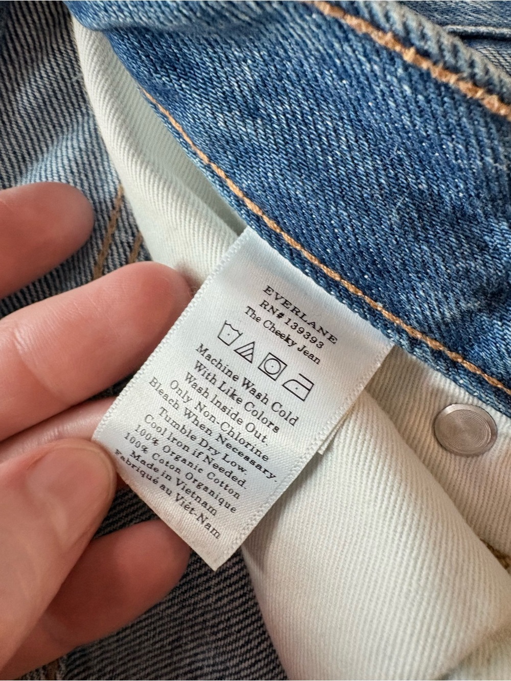 Everlane The Cheeky Jean - Picture 10 of 10